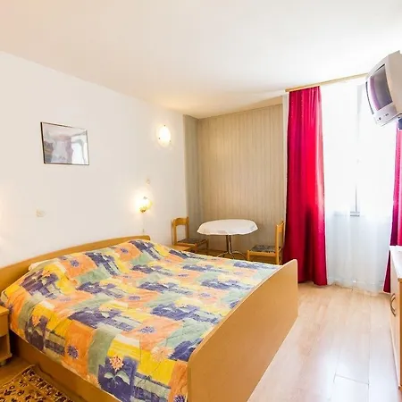 Omorika 3* Punat