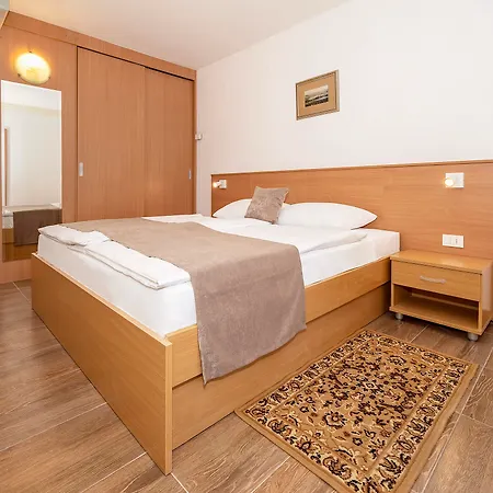 Omorika 3* Punat