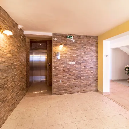 Omorika Hotel 3*