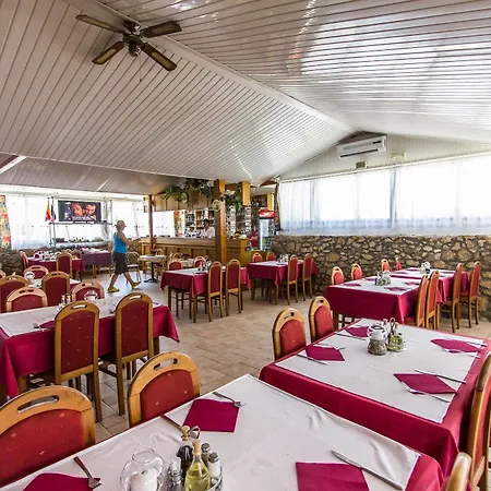 Omorika Hotel 3*