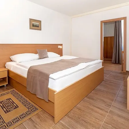 Hotel Omorika Punat