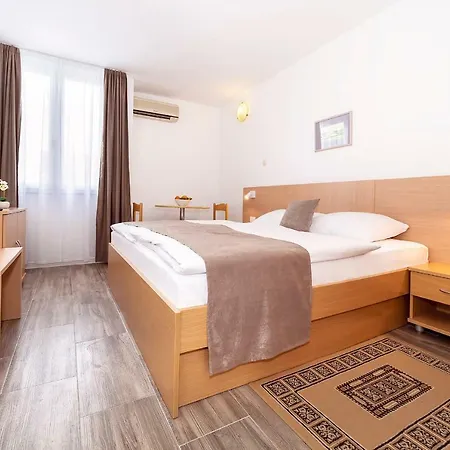 Omorika Hotel Punat